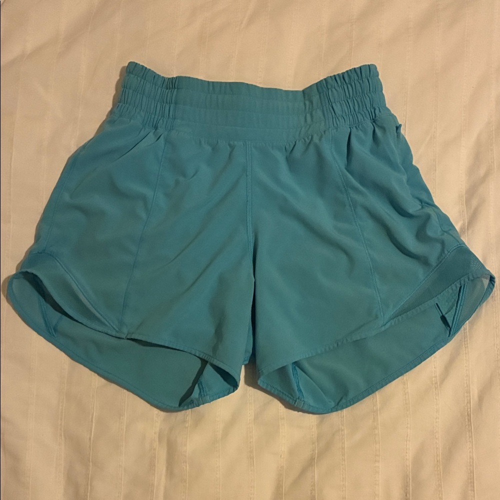 Lululemon 4” hotty hot shorts